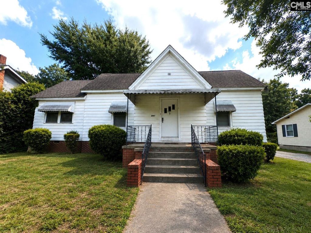 2007 Nance Street, Newberry, SC 29108