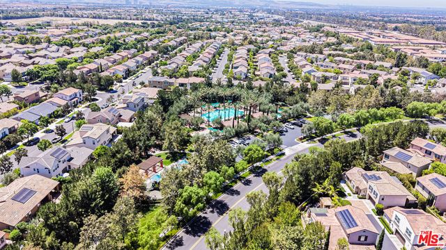 223 Bright Poppy, Irvine, CA 92618