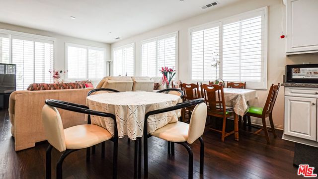 223 Bright Poppy, Irvine, CA 92618