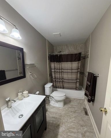 34 HOPKINS LN, Willingboro, NJ 08046