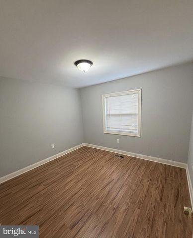 34 HOPKINS LN, Willingboro, NJ 08046