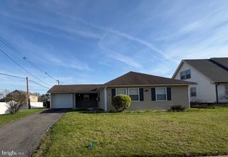 34 HOPKINS LN, Willingboro, NJ 08046