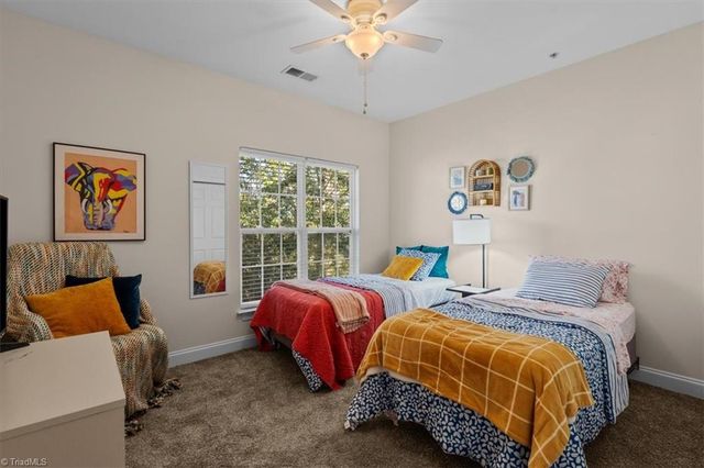200 Lennox Drive 3A, Jamestown, NC 27282