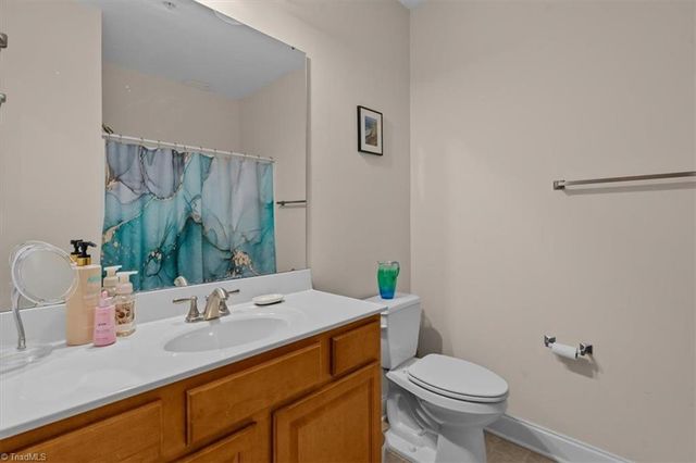 200 Lennox Drive 3A, Jamestown, NC 27282