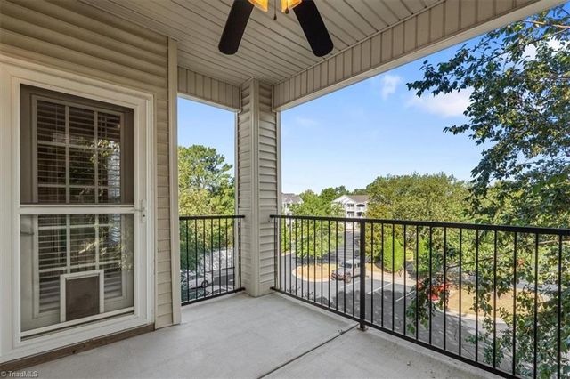 200 Lennox Drive 3A, Jamestown, NC 27282