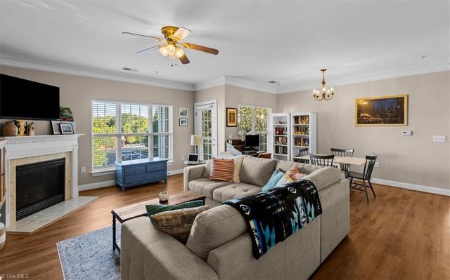 200 Lennox Drive 3A, Jamestown, NC 27282