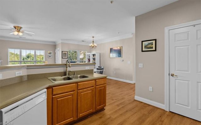 200 Lennox Drive 3A, Jamestown, NC 27282