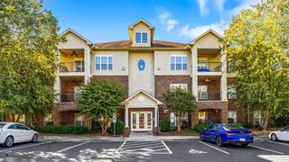 200 Lennox Drive 3A, Jamestown, NC 27282