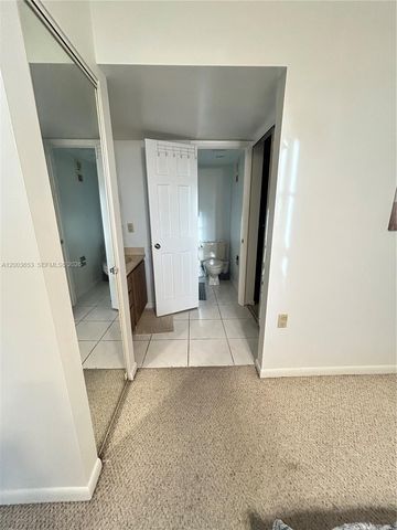 1701 Whitehall Drive 403, Davie, FL 33324