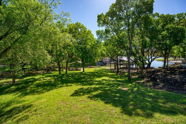 333 Sandy Mountain DR, Sunrise Beach, TX 78643