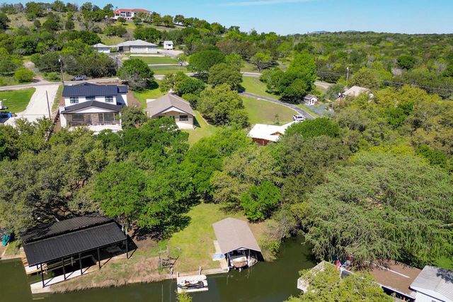 333 Sandy Mountain DR, Sunrise Beach, TX 78643