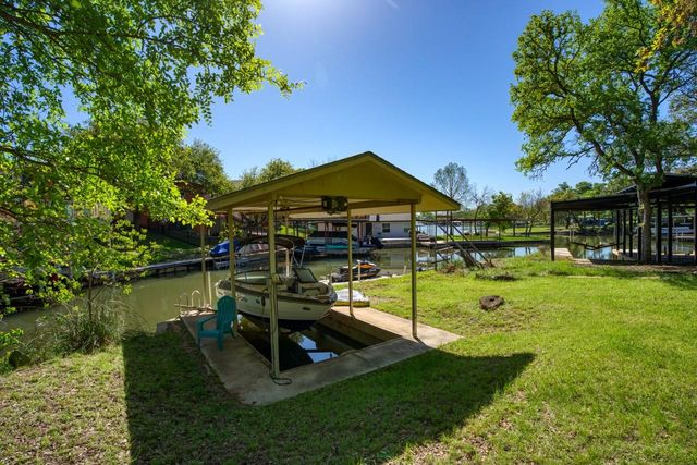 333 Sandy Mountain DR, Sunrise Beach, TX 78643