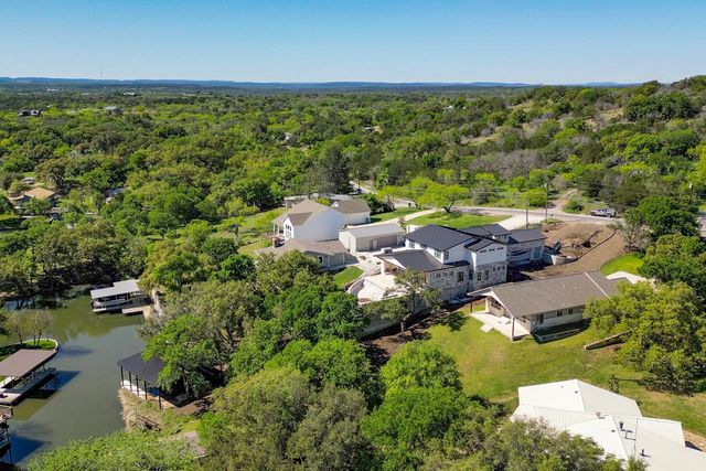 333 Sandy Mountain DR, Sunrise Beach, TX 78643