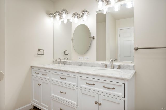 218 W North Street, Hartford City, IN 47348