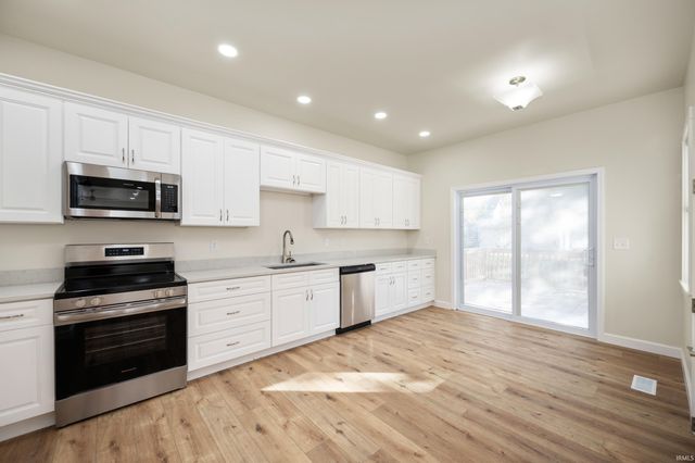 218 W North Street, Hartford City, IN 47348