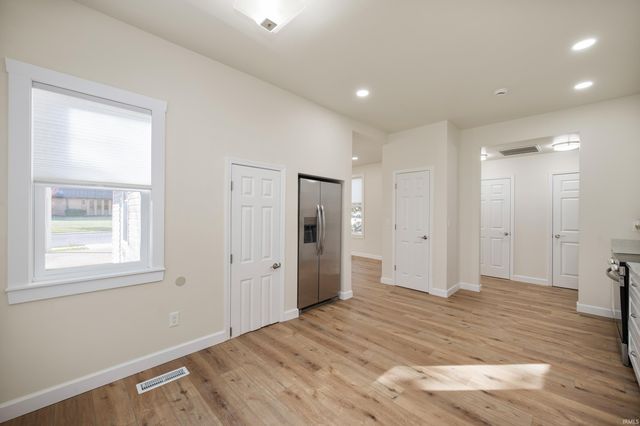 218 W North Street, Hartford City, IN 47348