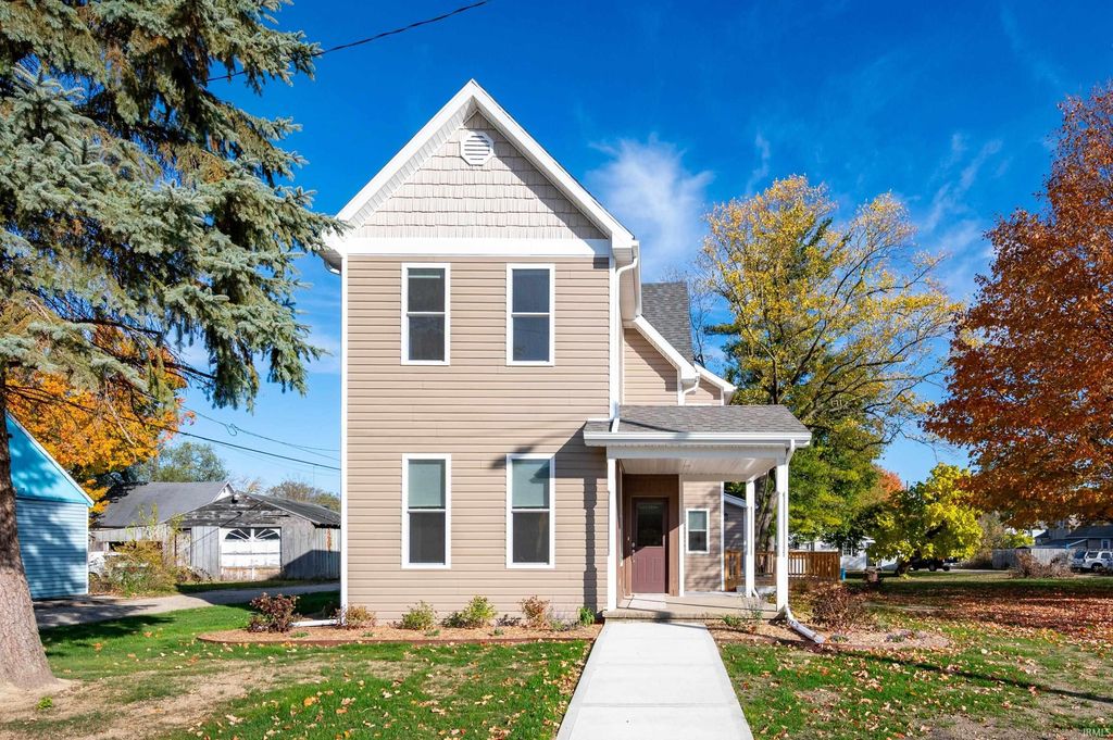 218 W North Street, Hartford City, IN 47348