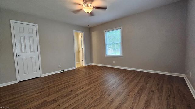 721 Colony Manor RD, Chesapeake, VA 23321