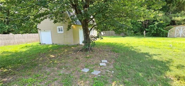 721 Colony Manor RD, Chesapeake, VA 23321