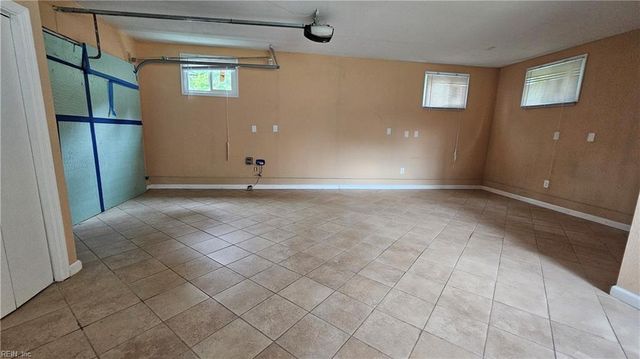 721 Colony Manor RD, Chesapeake, VA 23321