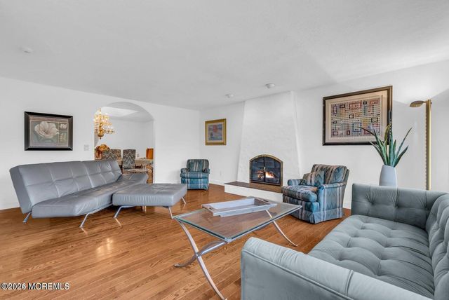 36 Muncy Drive, West Long Branch, NJ 07764