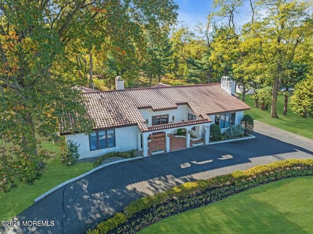 36 Muncy Drive, West Long Branch, NJ 07764