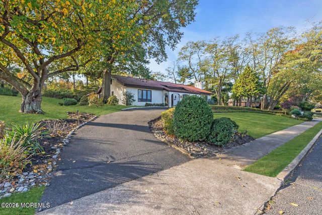 36 Muncy Drive, West Long Branch, NJ 07764