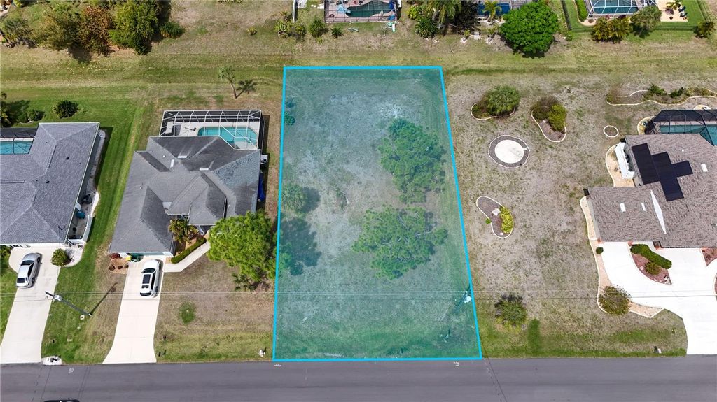 9 LONG MEADOW LANE, Rotonda West, FL 33947