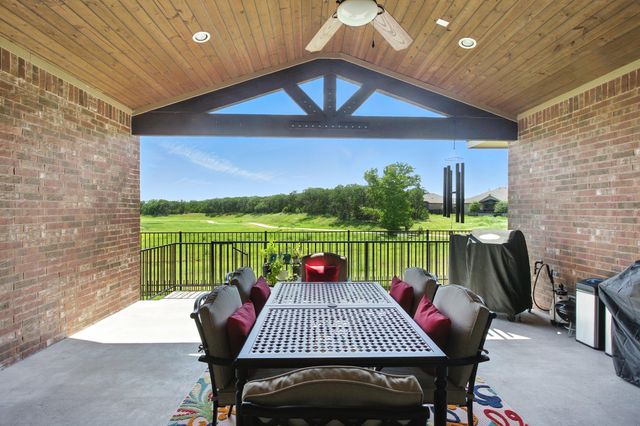135 Clearwater WAY, Kyle, TX 78640