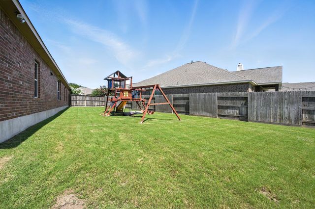 135 Clearwater WAY, Kyle, TX 78640