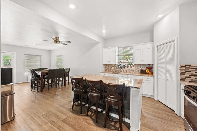 211 N Main Street, Crandall, TX 75114