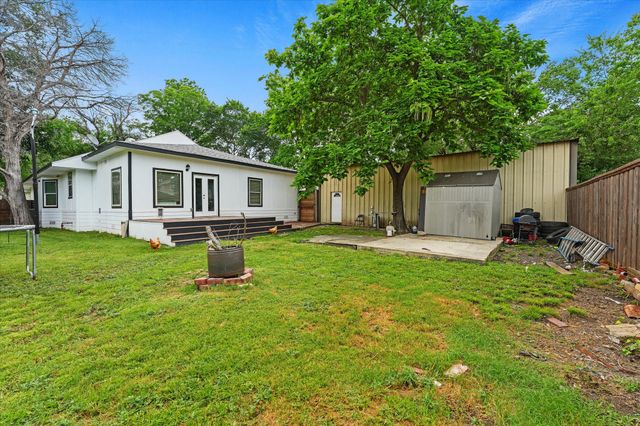 211 N Main Street, Crandall, TX 75114
