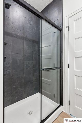 8706 Reed Street, Papillion, NE 68046