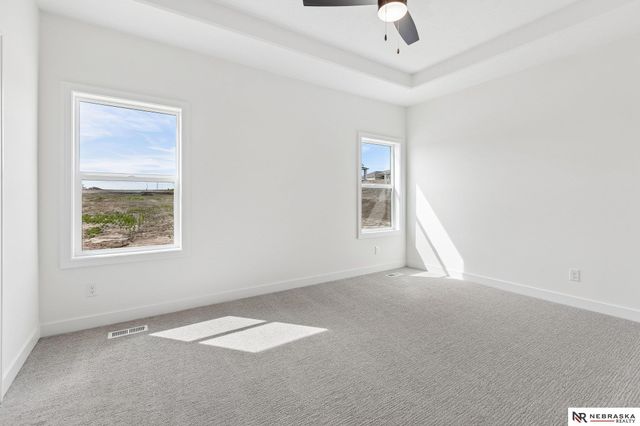 8706 Reed Street, Papillion, NE 68046