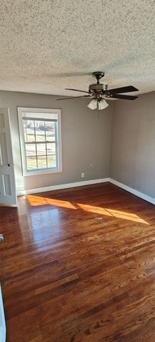 2532 Ryan Avenue, Fort Worth, TX 76110