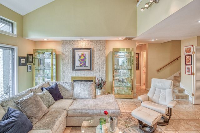 3605 Hampton Court, Norman, OK 73072