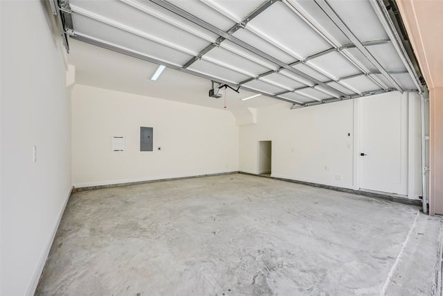 2247 Mail Avenue 102, Dallas, TX 75235