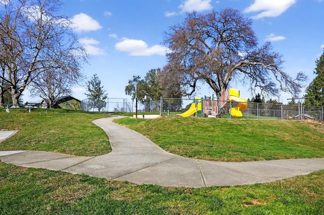 2320 Pintail Ln, Placerville, CA 95667