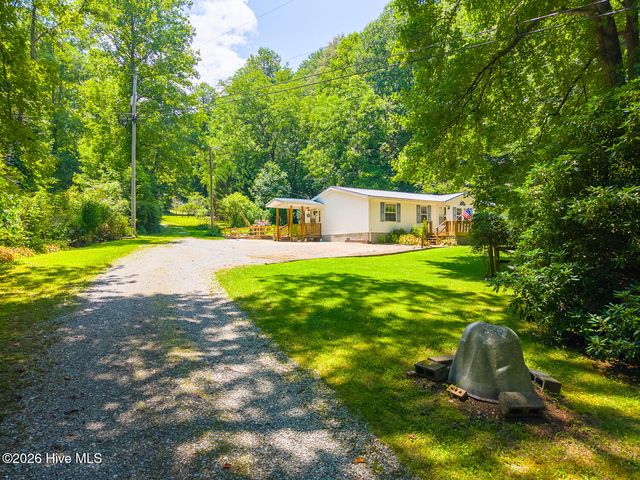 394 Anderson Road, Robbinsville, NC 28771