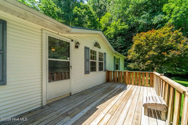 394 Anderson Road, Robbinsville, NC 28771
