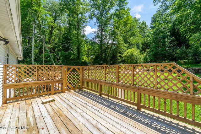 394 Anderson Road, Robbinsville, NC 28771
