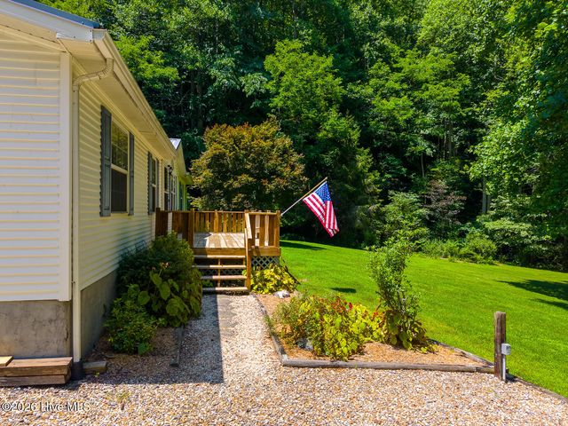 394 Anderson Road, Robbinsville, NC 28771