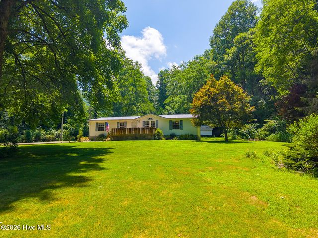 394 Anderson Road, Robbinsville, NC 28771