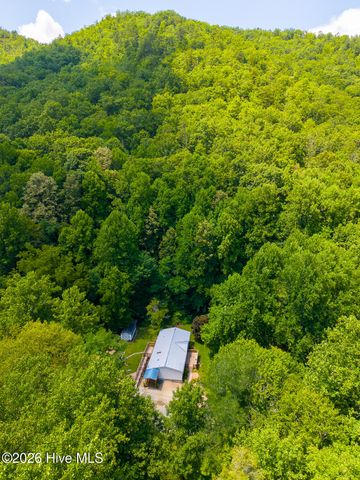 394 Anderson Road, Robbinsville, NC 28771