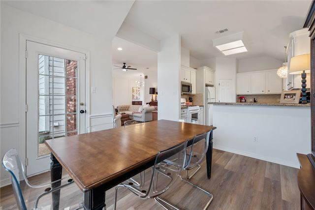 2312 South Pioneer Trail, Bryan, TX 77808