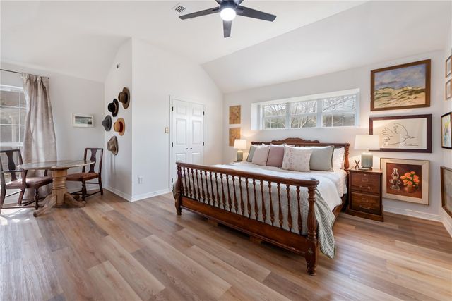 2312 South Pioneer Trail, Bryan, TX 77808