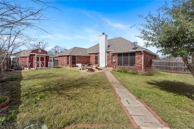 2312 South Pioneer Trail, Bryan, TX 77808