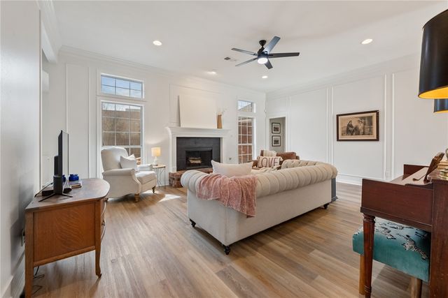 2312 South Pioneer Trail, Bryan, TX 77808