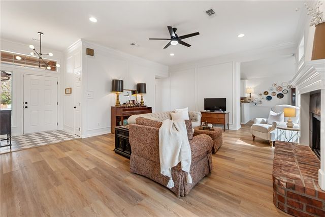 2312 South Pioneer Trail, Bryan, TX 77808