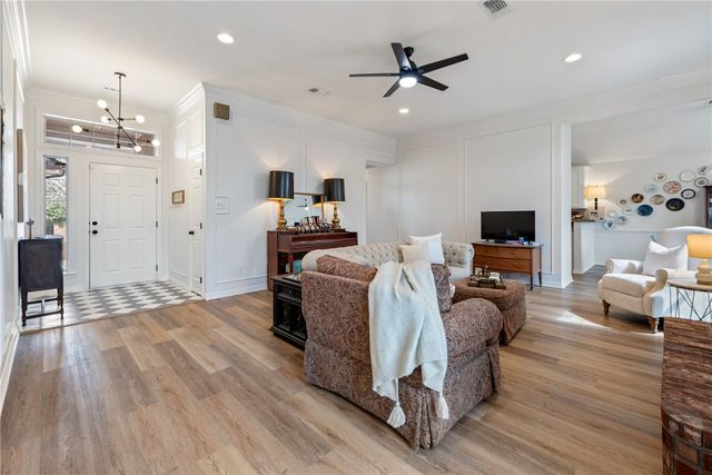 2312 South Pioneer Trail, Bryan, TX 77808